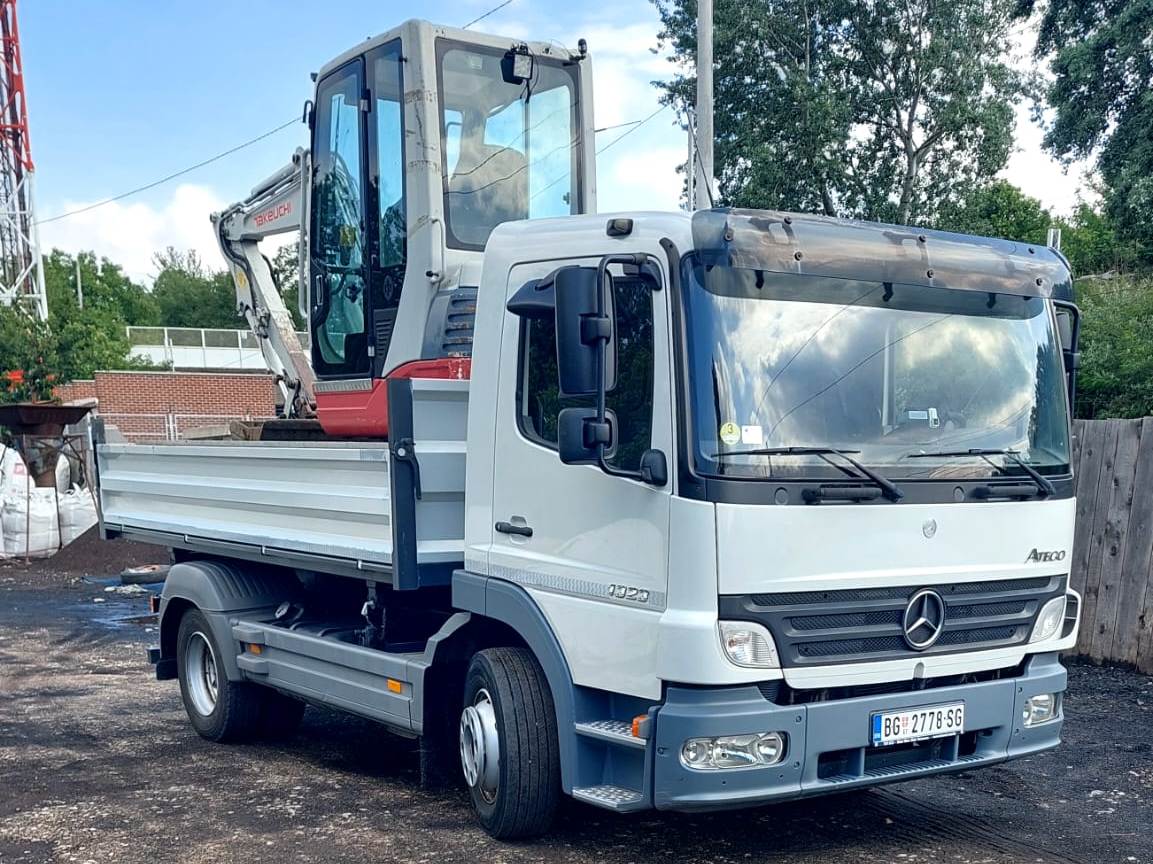 Mercedes-Benz Atego 1323 Mercedes-Benz Atego 1323